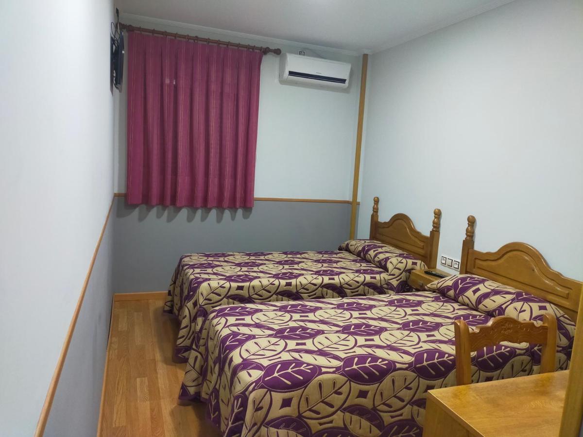 Hostal Banderas Fuensanta de Martos Dış mekan fotoğraf