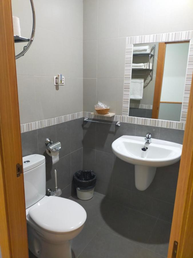 Hostal Banderas Fuensanta de Martos Dış mekan fotoğraf