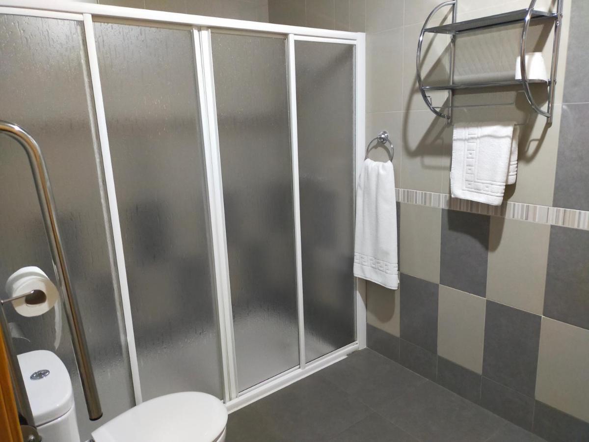 Hostal Banderas Fuensanta de Martos Dış mekan fotoğraf