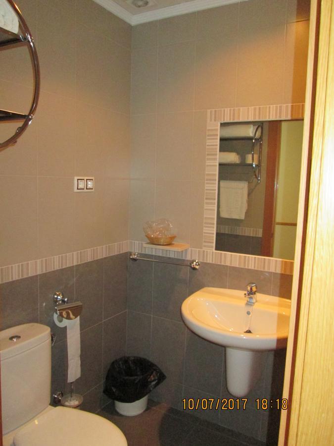 Hostal Banderas Fuensanta de Martos Dış mekan fotoğraf