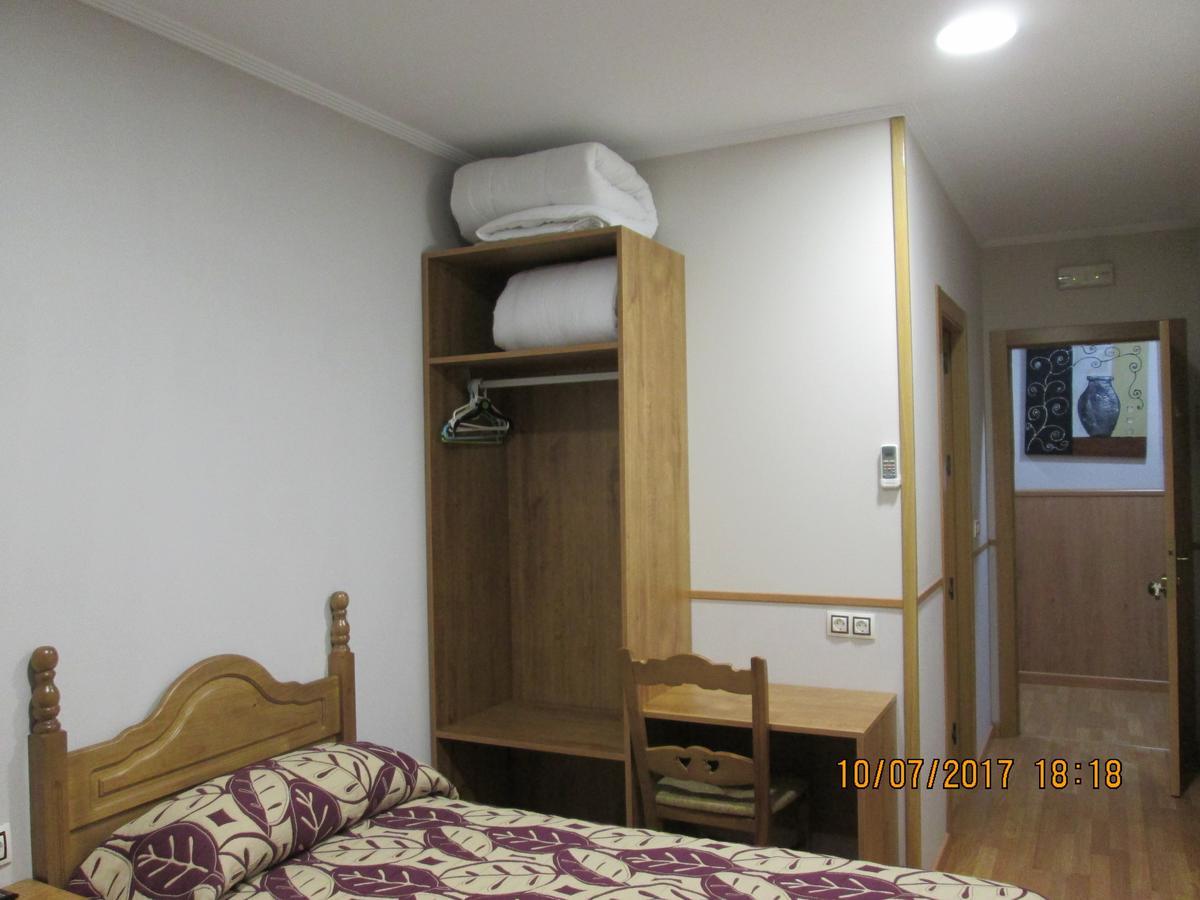 Hostal Banderas Fuensanta de Martos Dış mekan fotoğraf