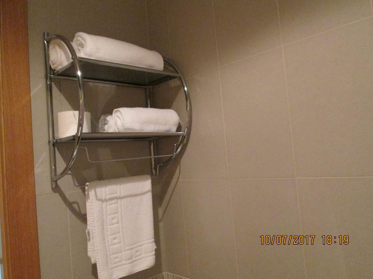 Hostal Banderas Fuensanta de Martos Dış mekan fotoğraf