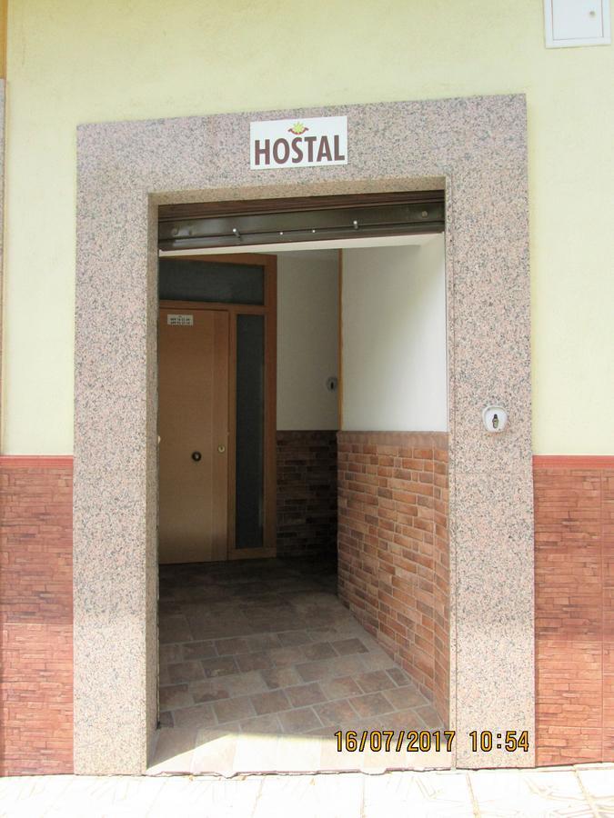 Hostal Banderas Fuensanta de Martos Dış mekan fotoğraf